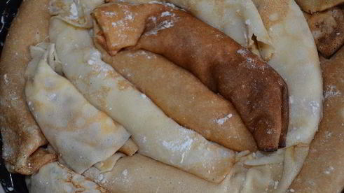 блинная ванильная улитка с творогом и изюмом