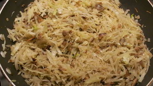 блины с капустой