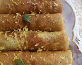 Блины с маком и лимонной цедрой