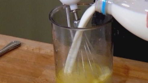 блины с сельдью, яйцами и укропом