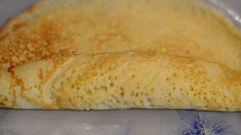 дырчатые налистники с начинкой из гороха