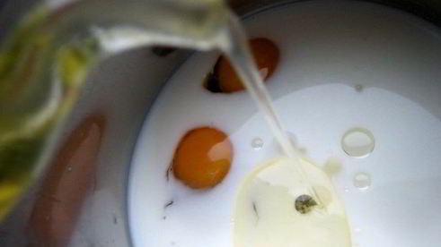 праздничные шоколадные блинчики с творогом