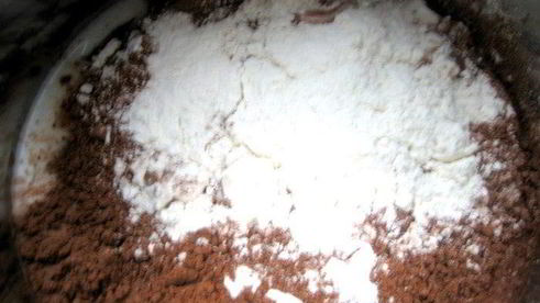 праздничные шоколадные блинчики с творогом