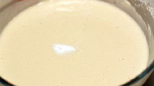 тонкие блинчики на кефире