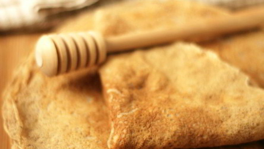 Рецепт цельнозерновых блинов на молочной сыворотке