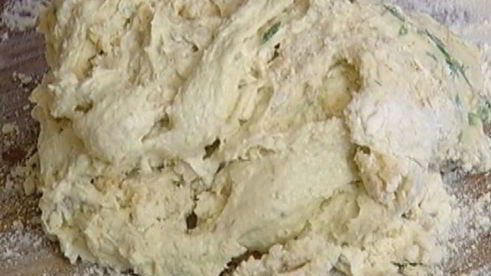 английские булочки с грецкими орехами и сыром