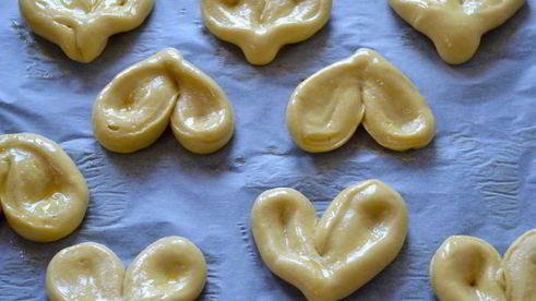 булочки молочные сердечки