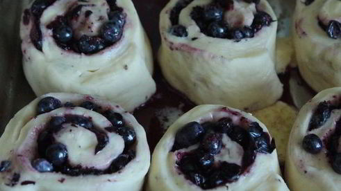 булочки с голубикой