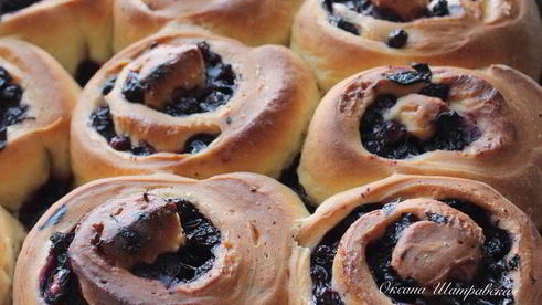 булочки с голубикой