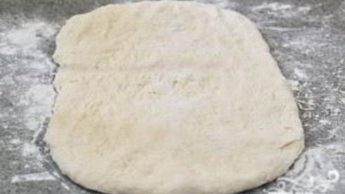 булочки с корицей и пахтой