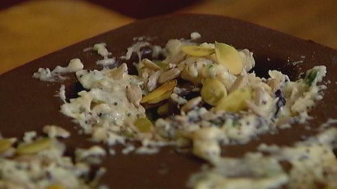 булочки с семечками и зеленью