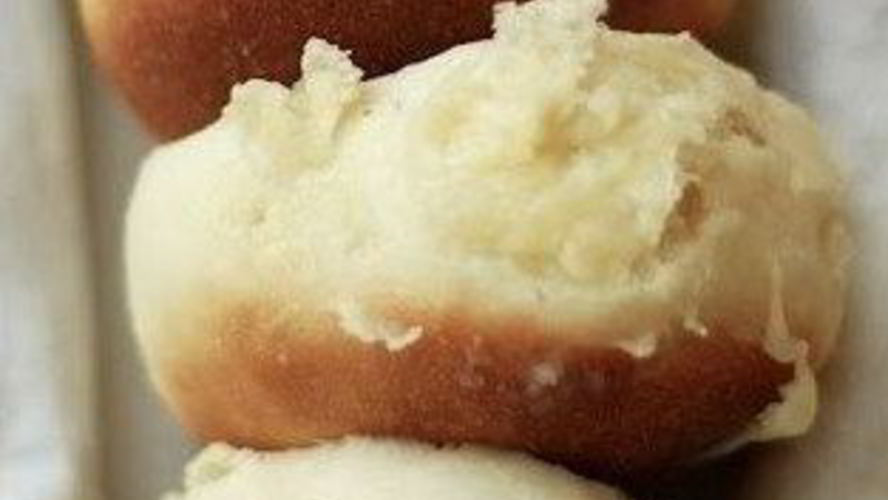 Рецепт булочек с сырной начинкой