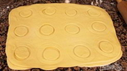 булочки с творогом и изюмом