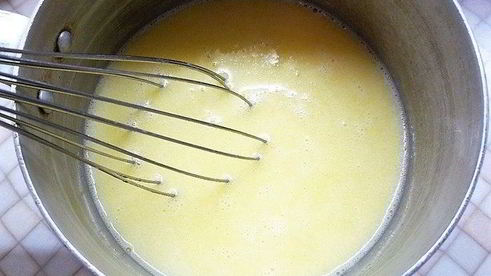 булочки с яблоками, грушей и пряностями