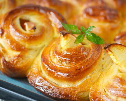 Булочки с яблоками