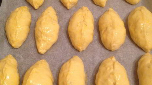 домашние булочки с курагой