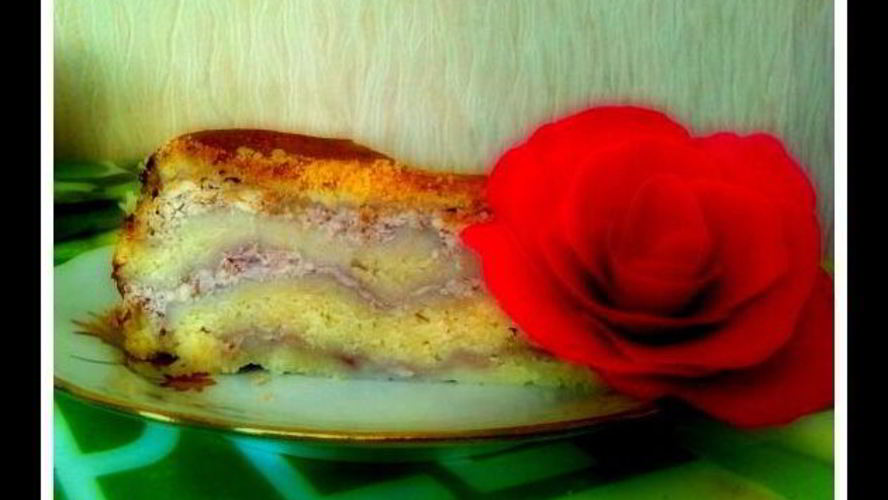 Рецепт королевской малиновой ватрушки в мультиварке