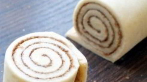 плюшки с корицей