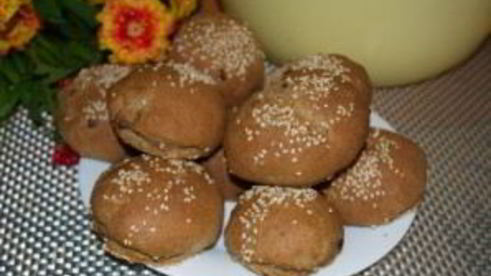 ржаные булочки с луком в хлебопечке