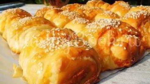 сырные круассаны