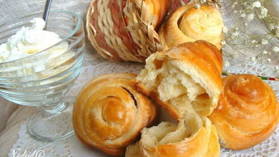 Рецепт творожно-йогуртовых булочки спиральки