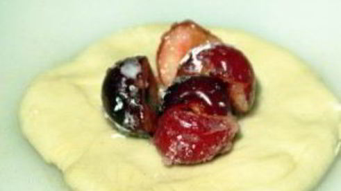 вишневые булочки