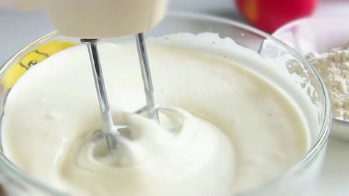 быстрый яблочный рулет