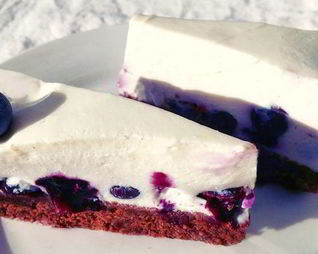 Летний чизкейк с рикоттой и голубикой без выпечки