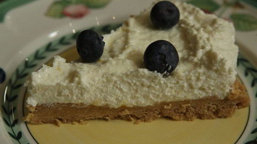 Рецепт очень простого лимонного чизкейка с ягодами