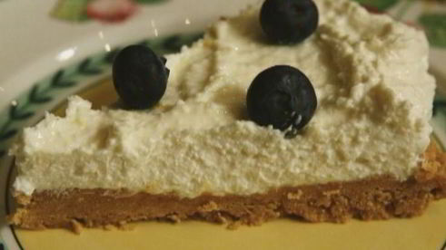 очень простой лимонный чизкейк с ягодами