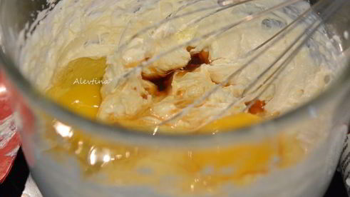 ягодный брауни чизкейк