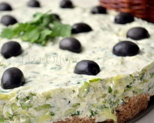 Закусочный чизкейк из брынзы и огурца