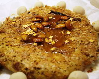 Кекс пасхальный с корицей и абрикосовым джемом