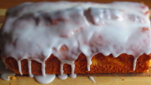 кекс с малиновым сердечком