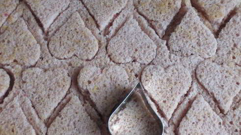 кекс с малиновым сердечком