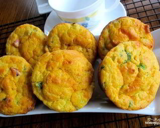 Кекс с ветчиной и сыром