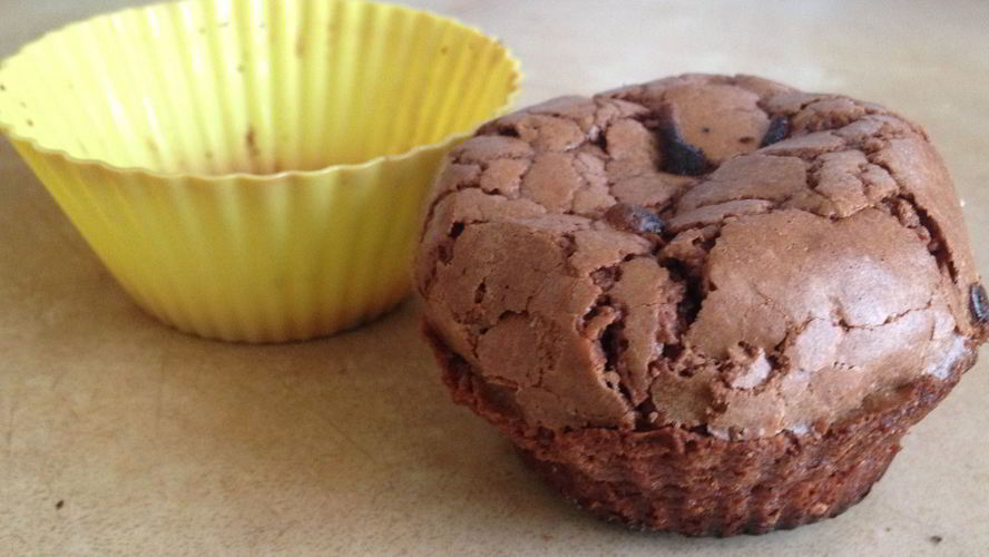 Рецепт кексов из горького шоколада с начинкой