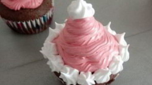 кексы шоколадные шапка деда мороза