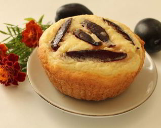 Кексы творожно-сливовые