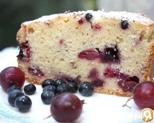 Лимонно-апельсиновый кекс с ягодами