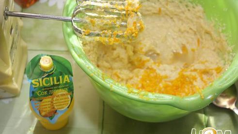 лимонно-апельсиновый кекс с ягодами