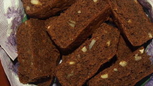 шоколадный кекс с миндалем и орехами пекан