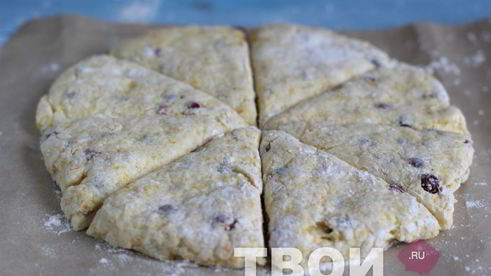 апельсиновые сконы с клюквой