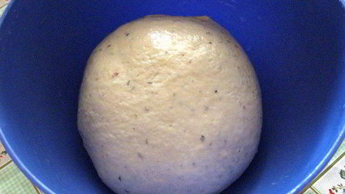 ароматный воздушный пшеничный хлеб