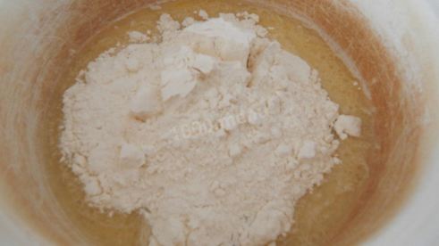 багет с чесноком и зеленью