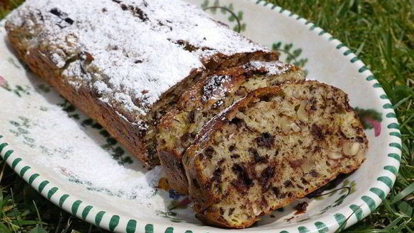 Рецепт Бананового хлеба с шоколадом и орехами