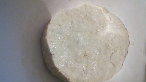 белый хлеб с камамбером