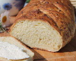 Горчичный хлеб на твороге с сыром