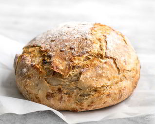 Хлеб с сушеными томатами и базиликом