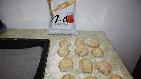 хлебцы с отрубями для гамбургеров и сэндвичей